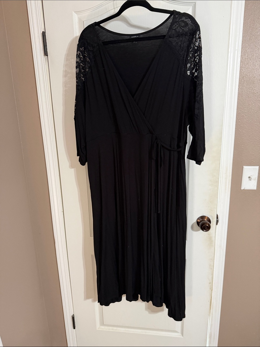 torrid Black Lace-Shoulder Wrap Midi Dress